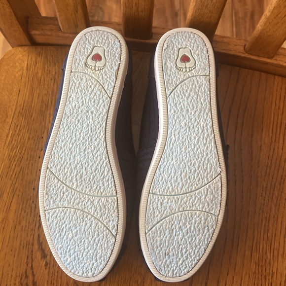 Ladies, BOBS size 6 - Picture 3 of 7